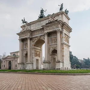 Luxury Near Arco Della Pace Guerrazzi 9 Appartamento